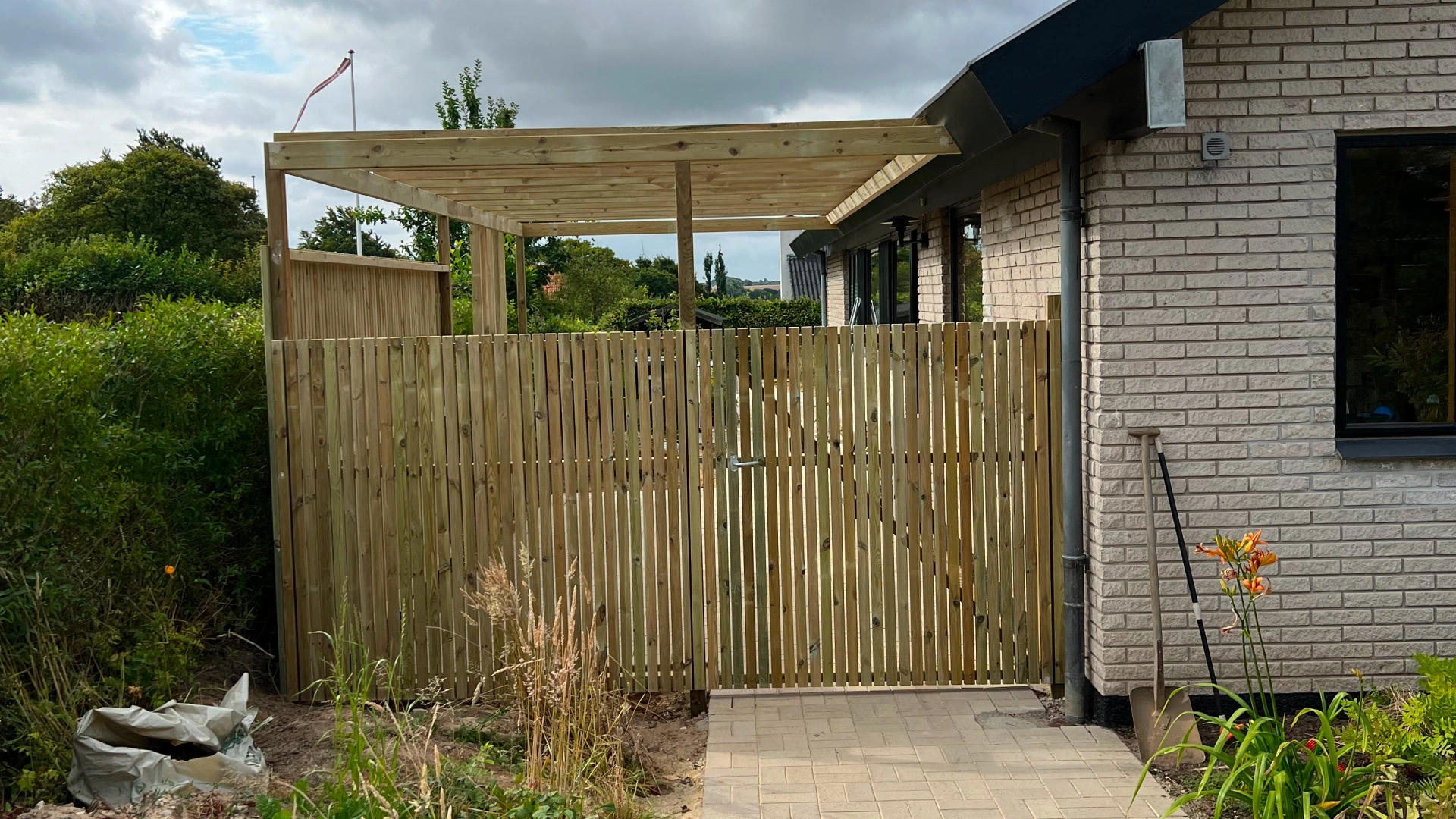 Pergola i Tørring lavet af Tømrerne Krogh & Porsgaard